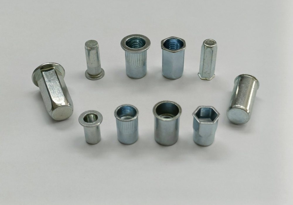 Nutsert / Rivet Nut